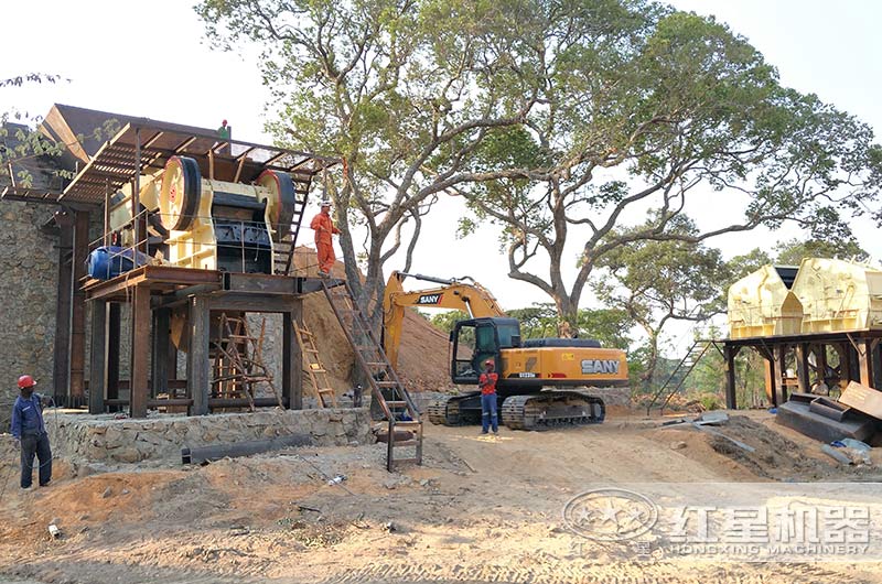 頁巖破碎、制砂海外生產(chǎn)現(xiàn)場搭建中