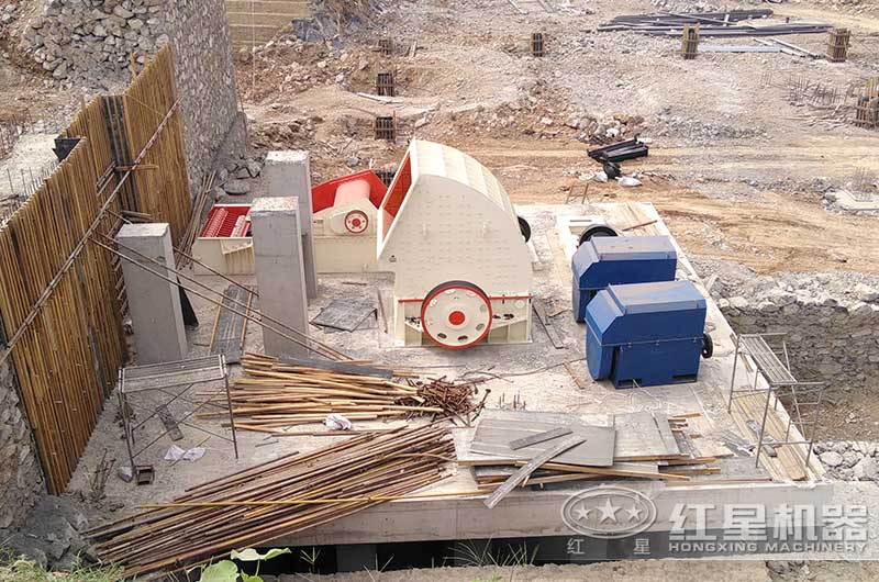 1615重錘破碎機參數_產量是多少？